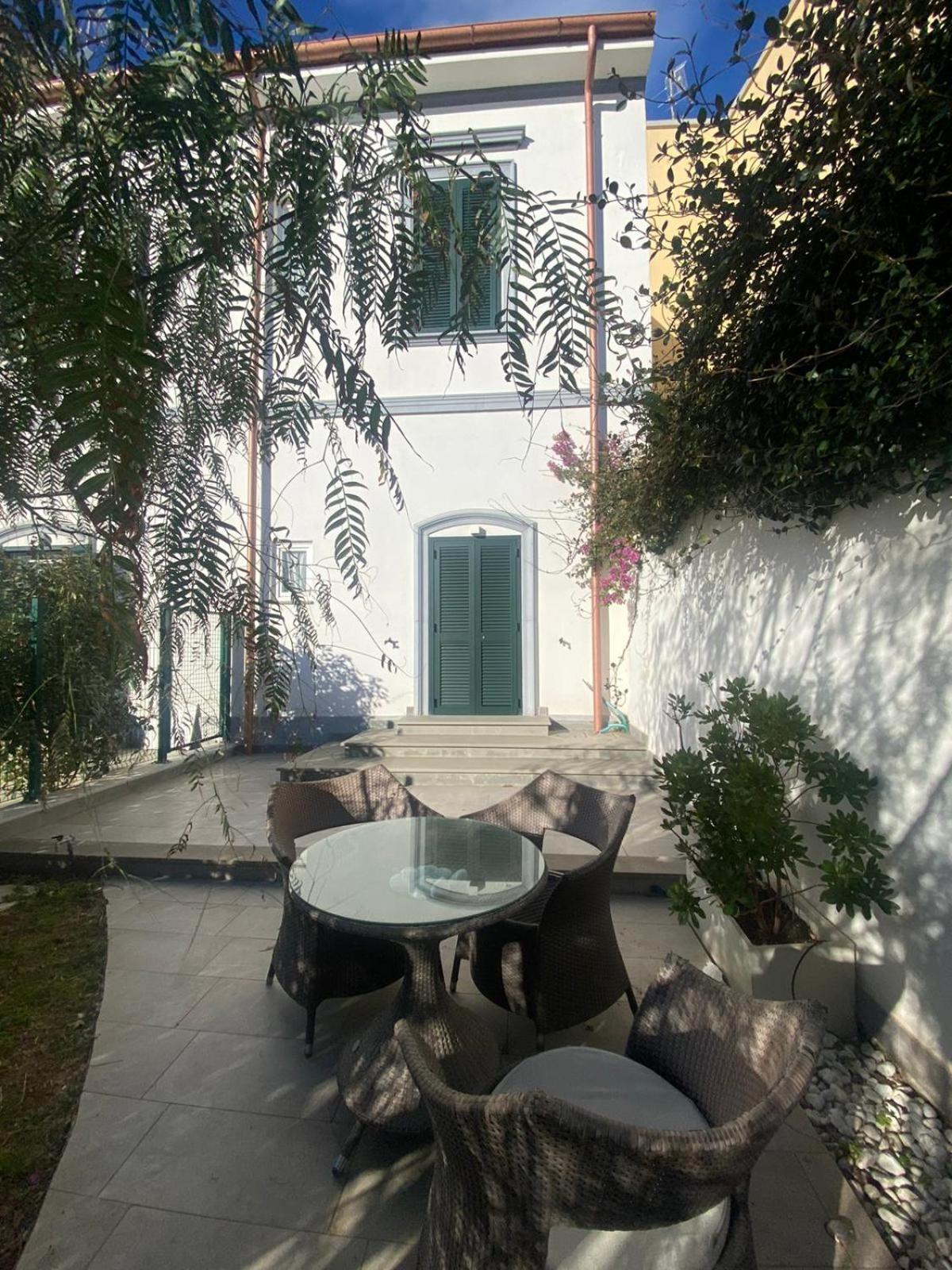 La Lanterna Sul Mare Villa Livorno Luaran gambar